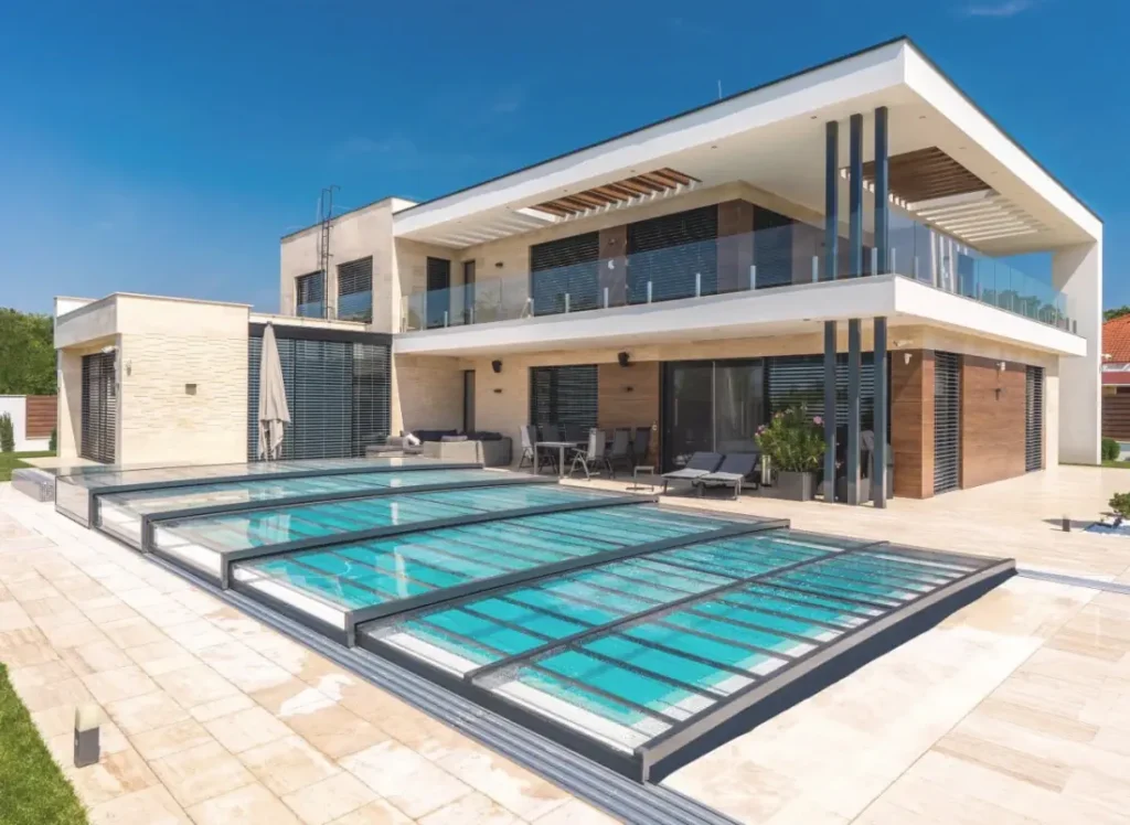 Piscine sur mesure dans le Var